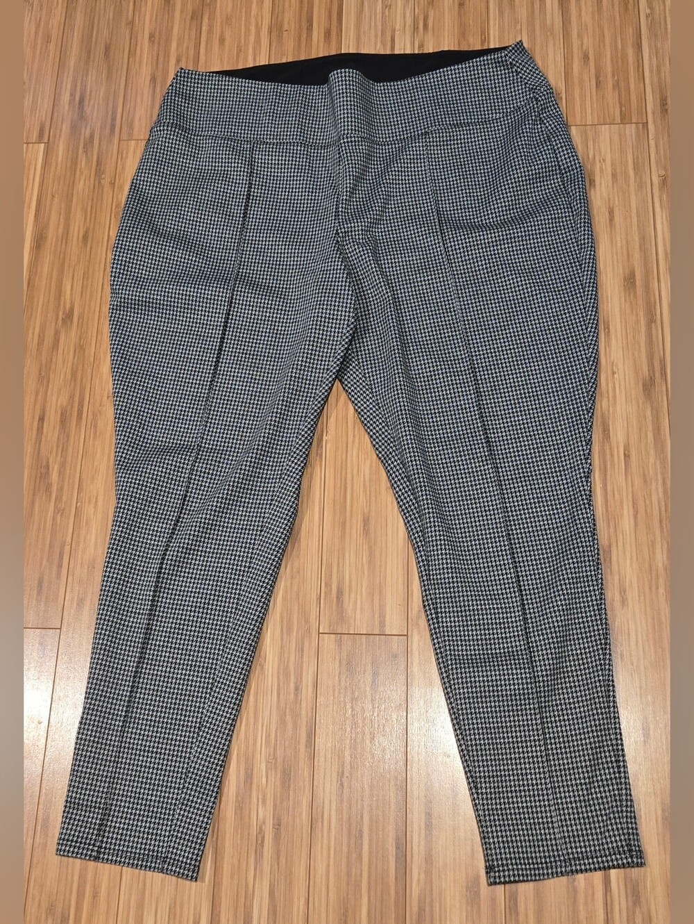 Apt. 9 Black & White Houndstooth Skinny Pants